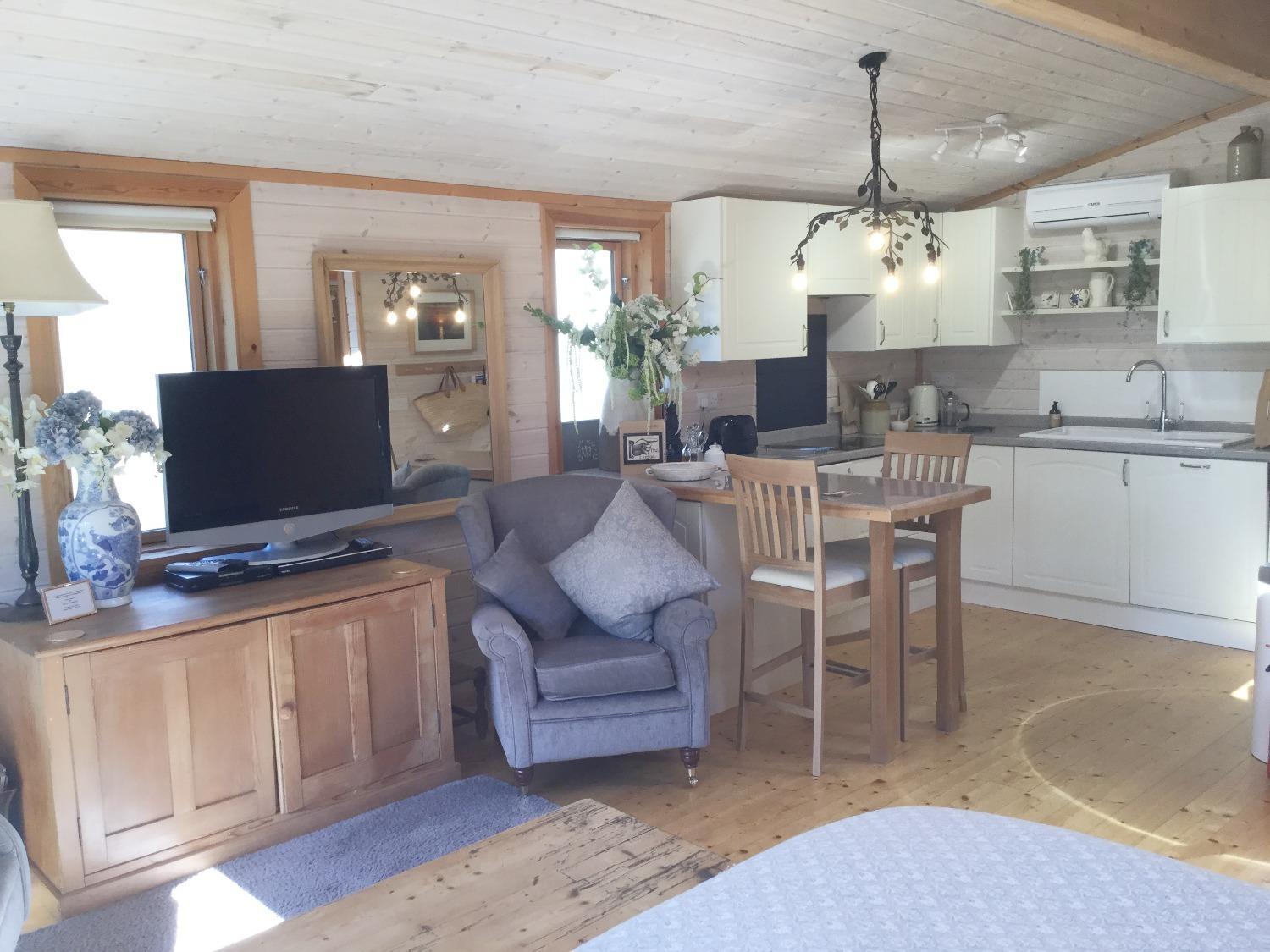The Lodge - Luxury Lodge With Super King Size Bed, Kitchen & Shower Room Hurstpierpoint Esterno foto